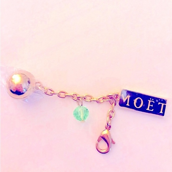 MOET & CHANDON Wine Charms - 3 LEFT - Picture 11 of 15